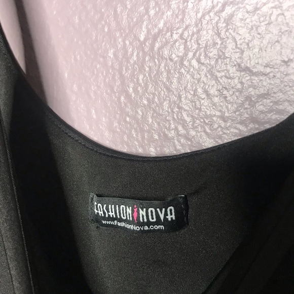 Fashion Nova Bodycon Dress - Picture 3 of 4